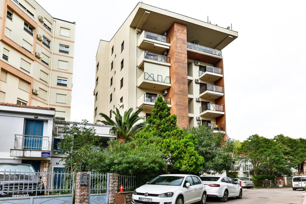 City Montesun Apartments Budva Bagian luar foto