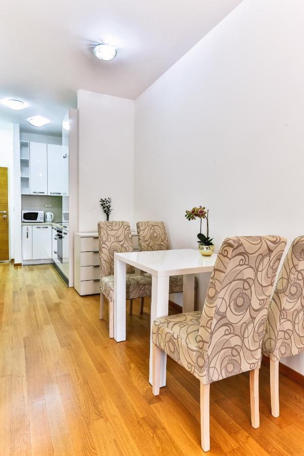 City Montesun Apartments Budva Bagian luar foto