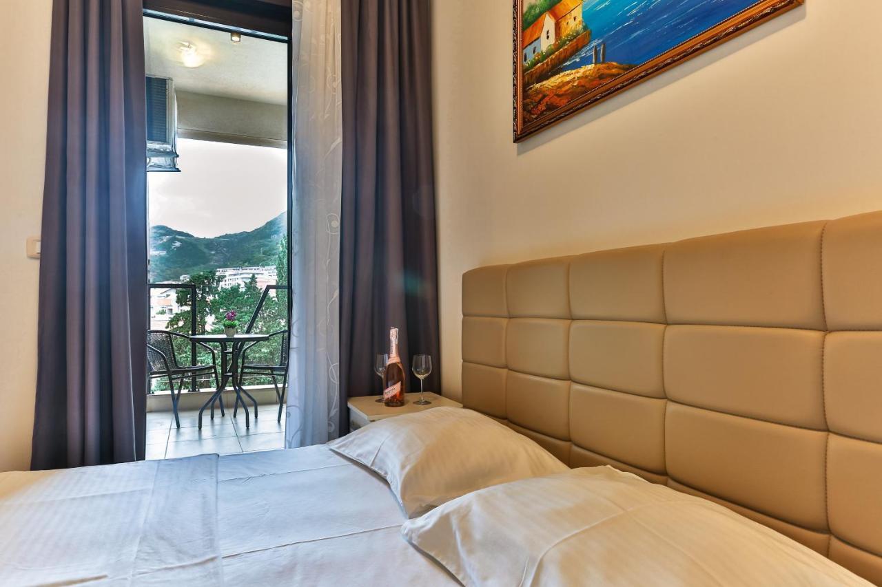 City Montesun Apartments Budva Bagian luar foto