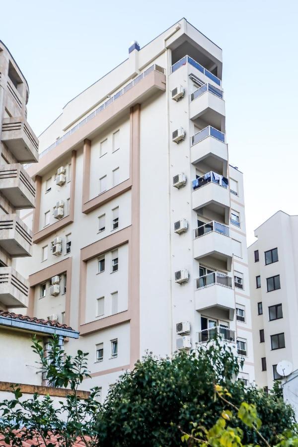 City Montesun Apartments Budva Bagian luar foto