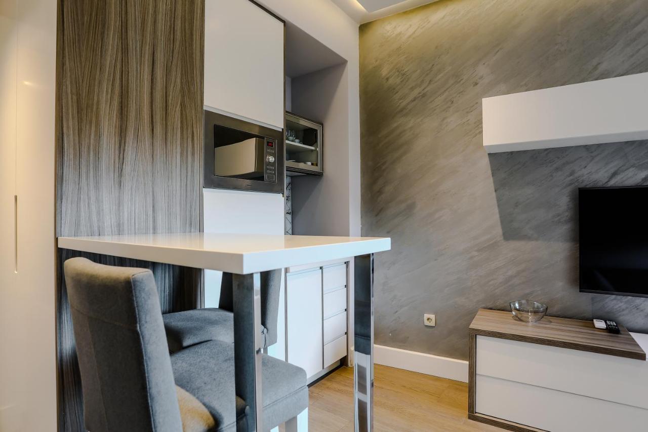 City Montesun Apartments Budva Bagian luar foto