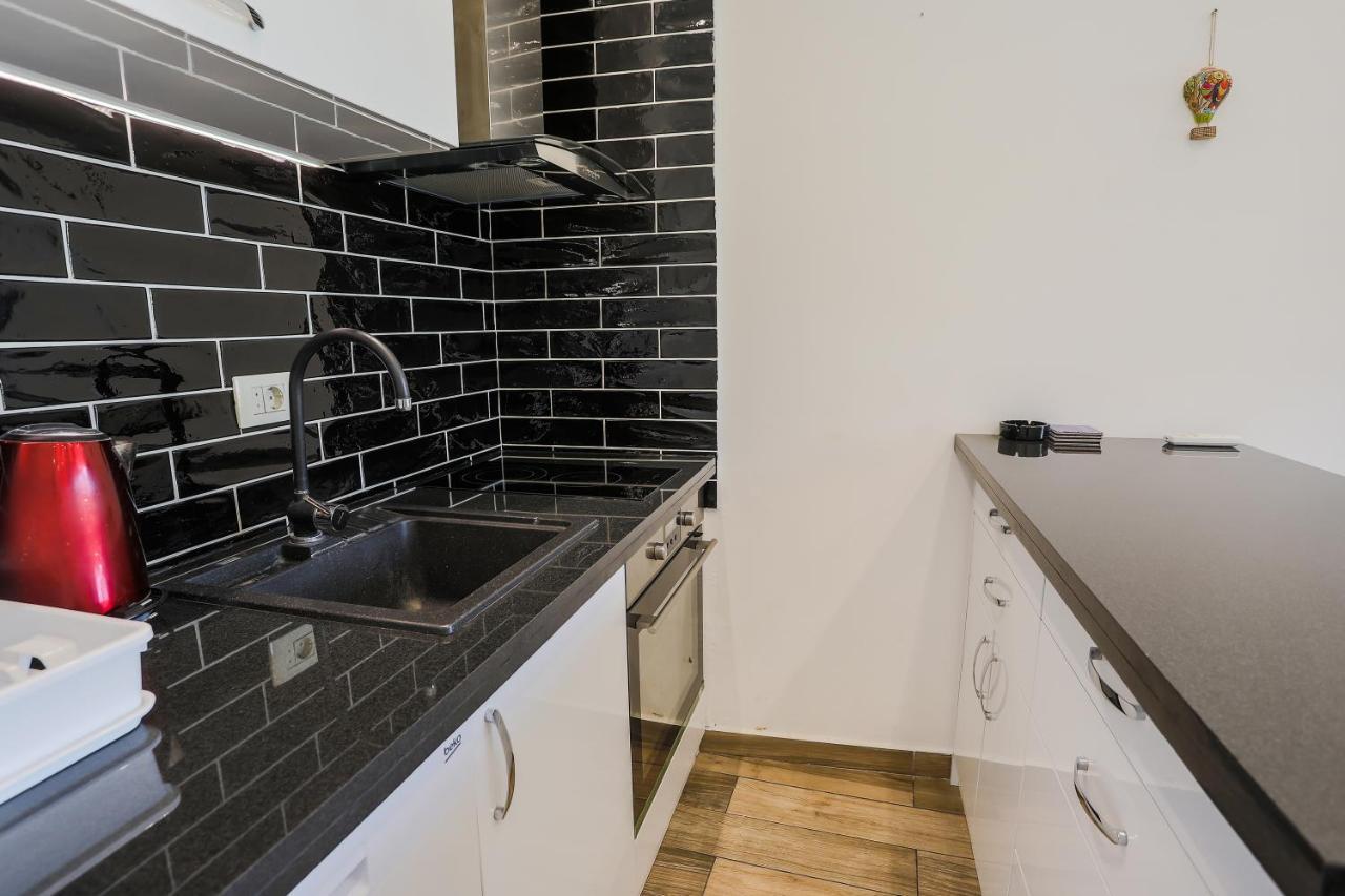 City Montesun Apartments Budva Bagian luar foto